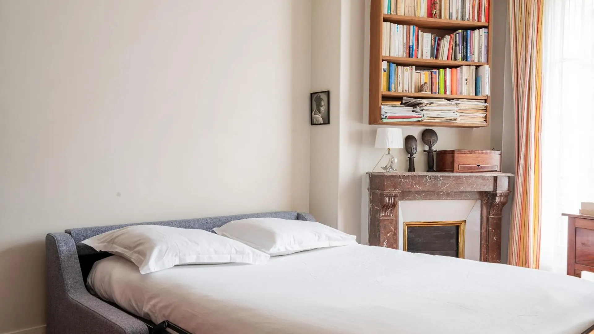Apartment Veeve - Pere-Lachaise Chronicles Paris